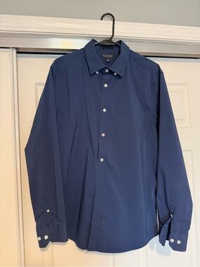 Banana Republic | Tech Stretch Cotton Shirt - Slim Flex Fit - Large - Navy Blue